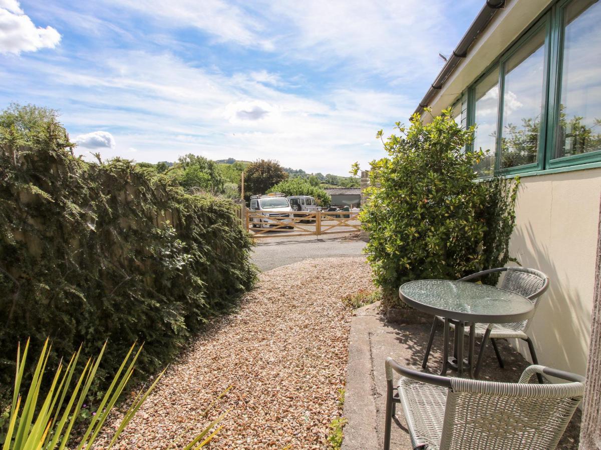 Rosemary Cottage เครเวนอาร์มส ภายนอก รูปภาพ